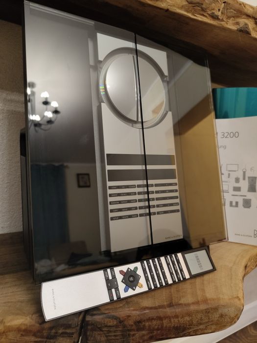 Sistem audio culoare verde, foarte frumos  Bang Olufsen