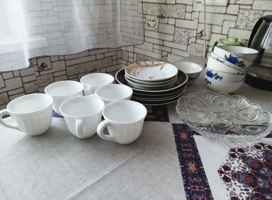 Продаю посуду в хорошем состоянии