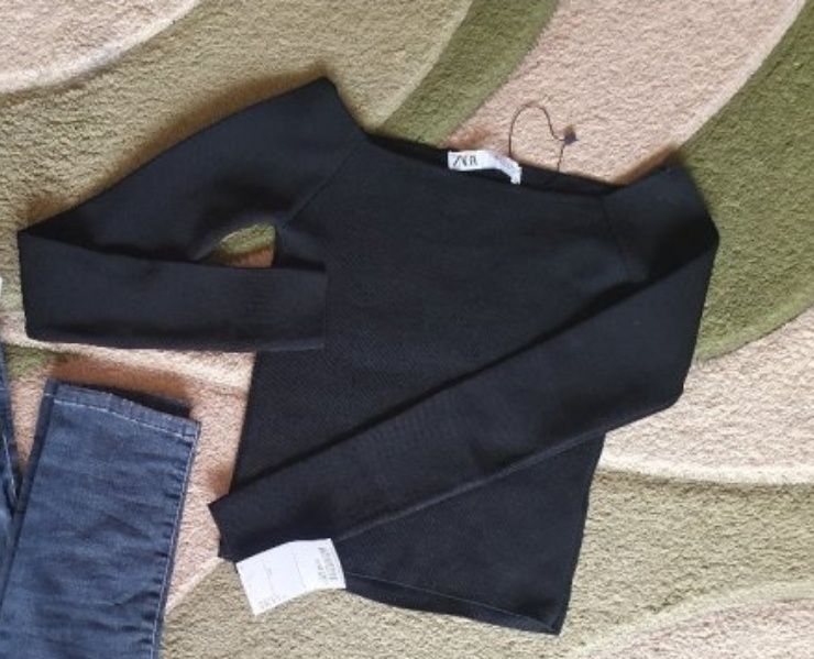 Блузка на Зара-нова с етикет