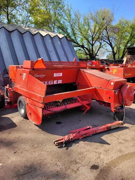 Пресс-подборщик вельгер ар630. Германия