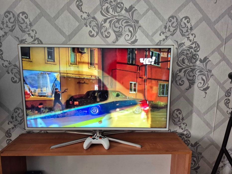 Телевизор SAMSUNG