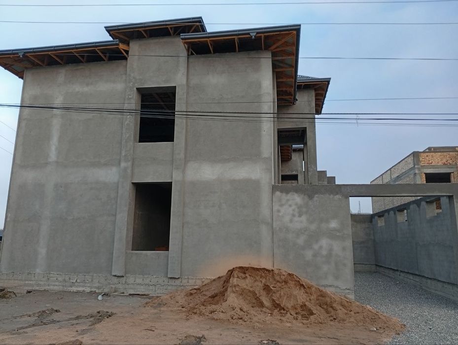 Таунхаус в состоянии коробки