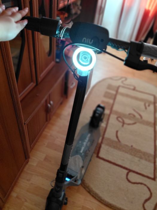 Trotineta electrică INTELIGENȚA