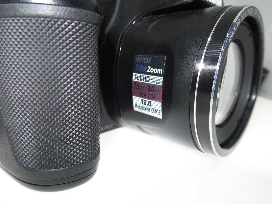 Nikon Coolpix L820 компактен фотоапара 30x оптичен зум FULL HD видео
