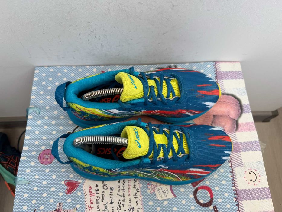 Asics  Gel-Noosa Tri 13''оригинални маратонки 38.5 номер