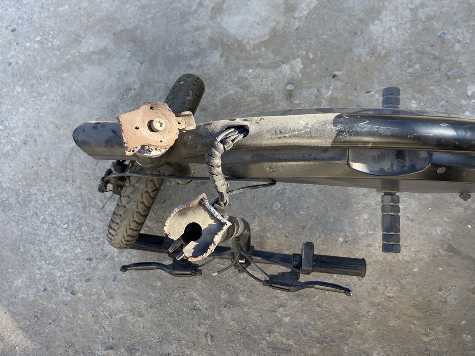 Vand trotineta  urban glide bike