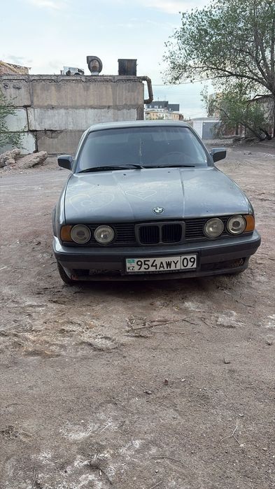 Срочно продам бмв е34