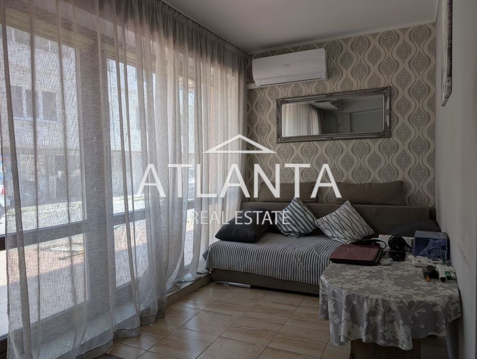 Продава се Тристаен апартамент в Варна, Център - 50 кв.м за 2164 €/кв.м - Снимка #3