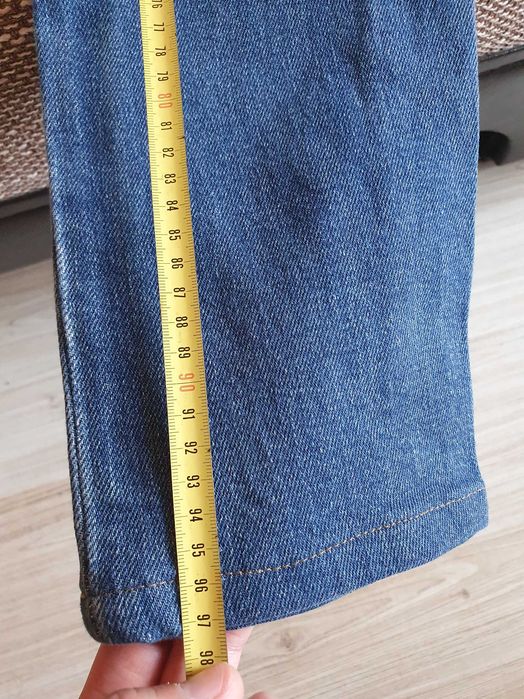 Vand blugi ptr copii / adolescenti