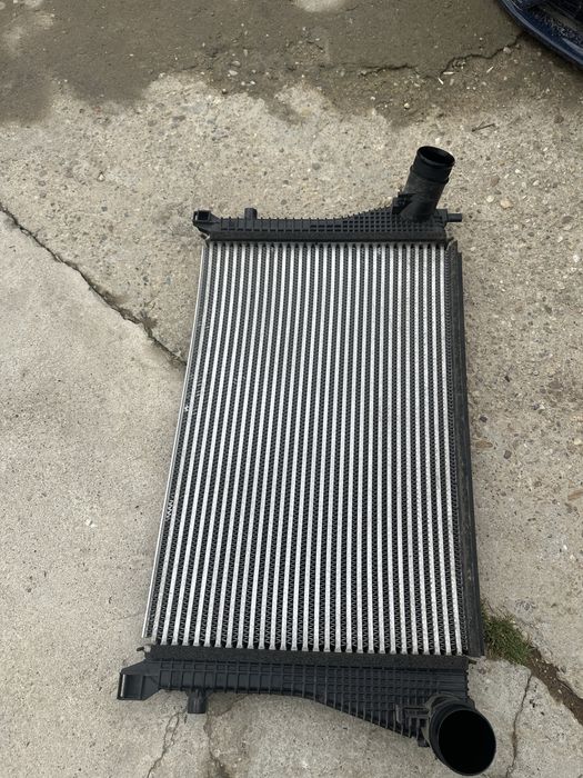 Radiator intercooler skoda vw audi seat.cod:5q0145803.ad.