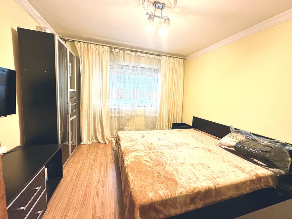 Vanzare apartament 3 camere | Strada I.C Bratianu | Liceu Domnul Tudor