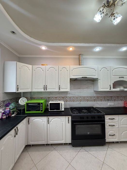 кух. гарнитур+газ плита