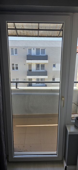 Ușă balcon + geam termopan în stare bună