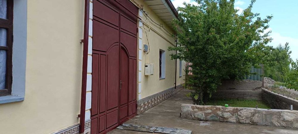 Яшашга кулай 8.22 сотихли ховли сотилади