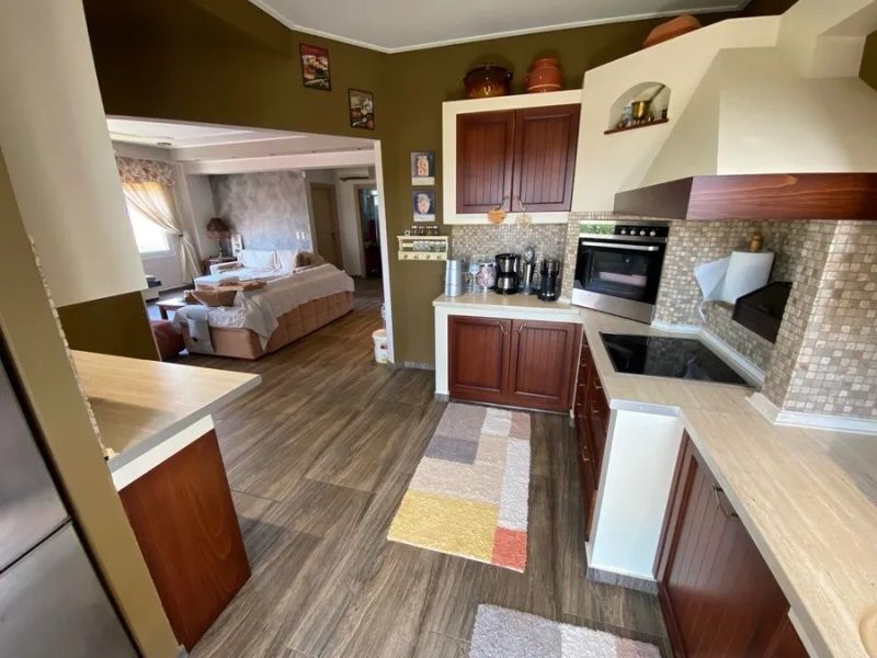 ПРОДАВА ! Самостоятелна къща в Паралия Офринио