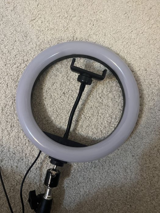 кольцевая лампа