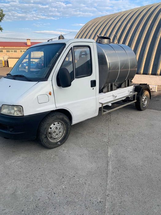 Renault cisterna inox alimente vin, lapte, ulei, apa - ITP valabil