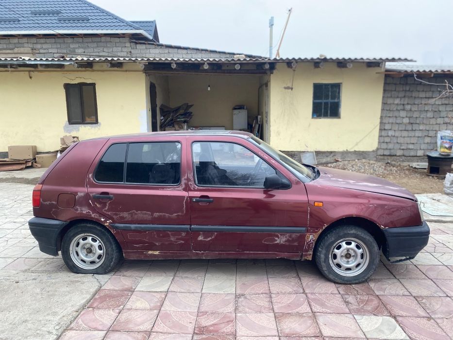 Golf срочно сатылады