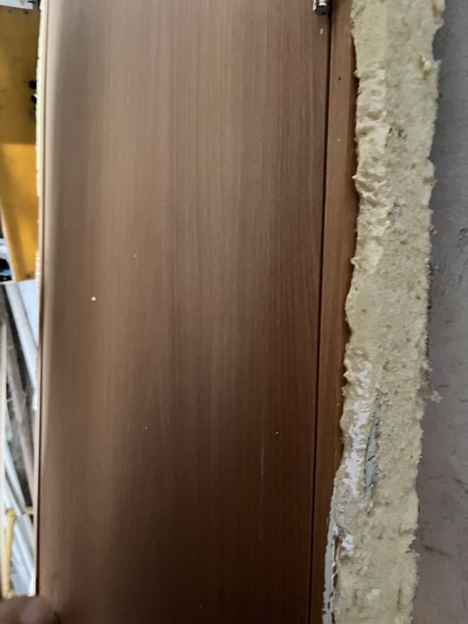 Продам двери межкомнатные