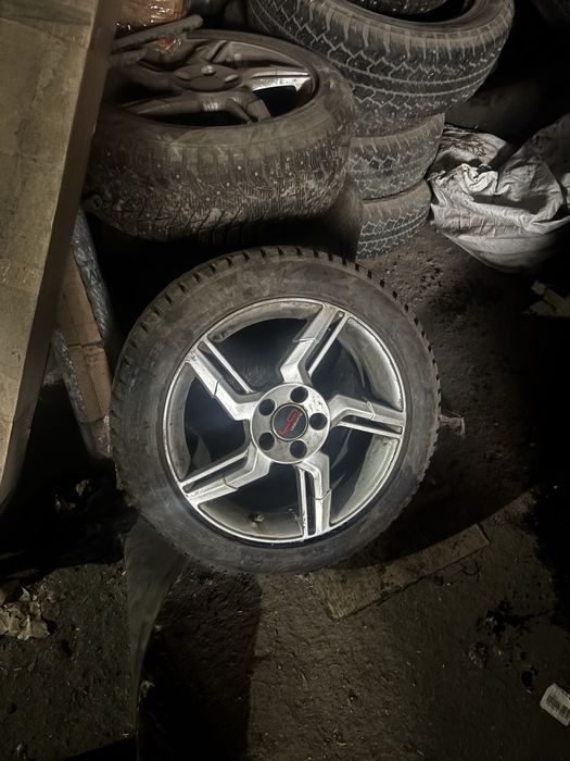 Продам диски с зимней резиной