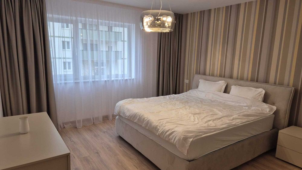 Apartament cu 3 camere complet mobilat si utilat In Tractorul