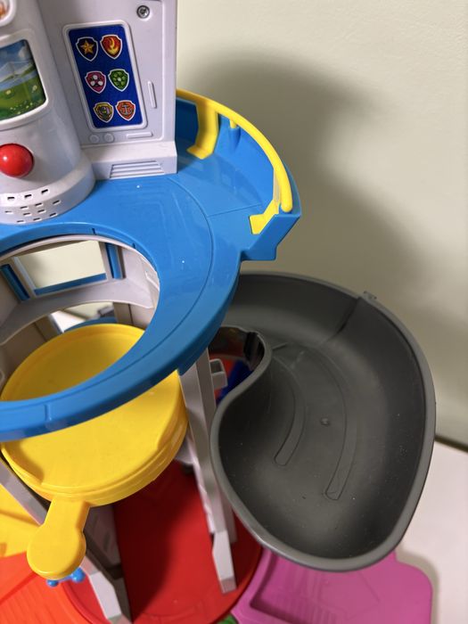 Пес патрул писта и играчки