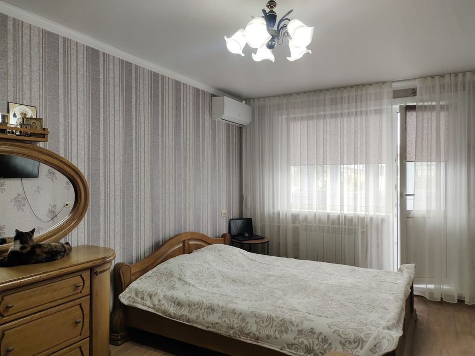 Продам 1-ком. квартиру (район ТД Айсберг)