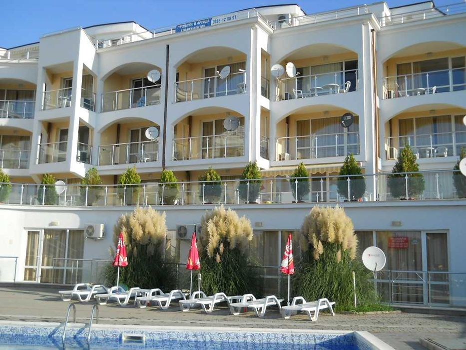 Под наем апартамент с две стаи в Свети Влас Целогодишно