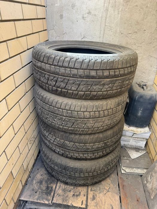 Два комплекта резины 285/50/20