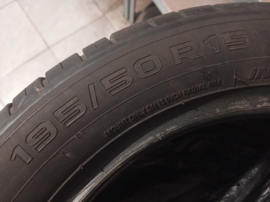 Гуми с джанти  летни 4 бр. 14 цола  200 лв .