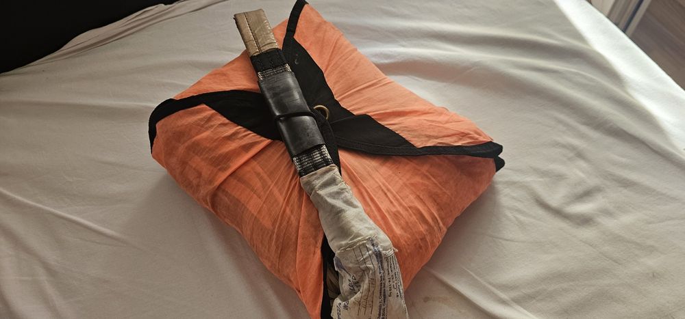 Parasuta rezerva parapanta 74 -110 kg