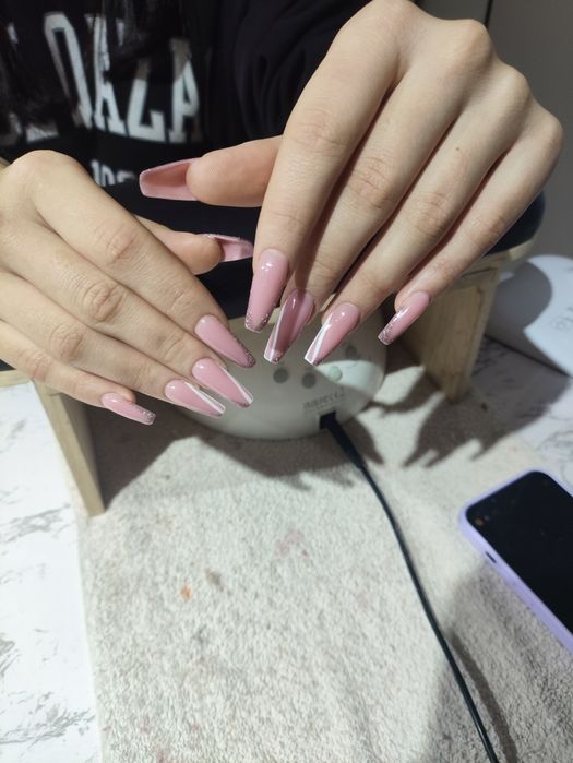 Маникюр педикюр наращивание ногтей