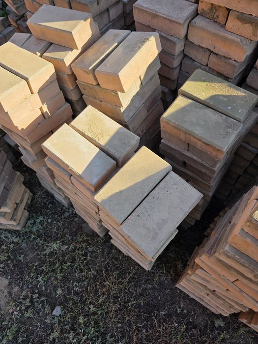 Брусчатка кирпич