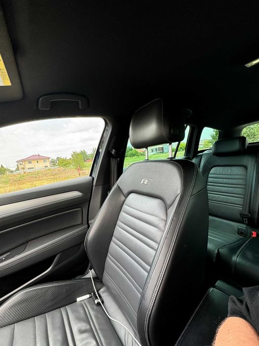 Vand VW Passat R-Line 2.0 TDI 2017 virtual cockpit
