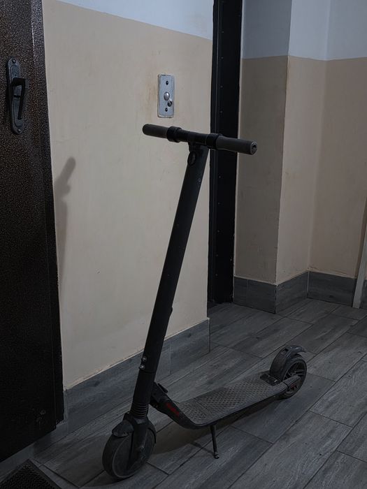 Электросамокат ninebot