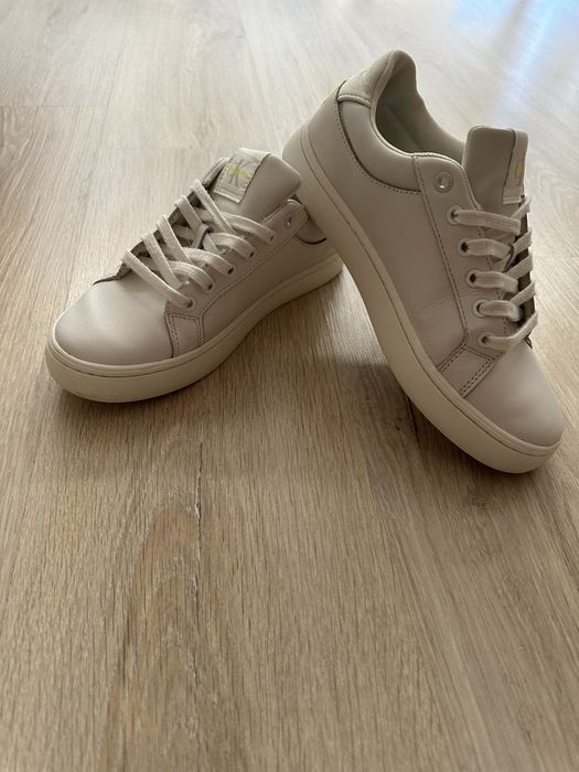 CALVIN KLEIN JEANS Кожени спортни обувки с лого