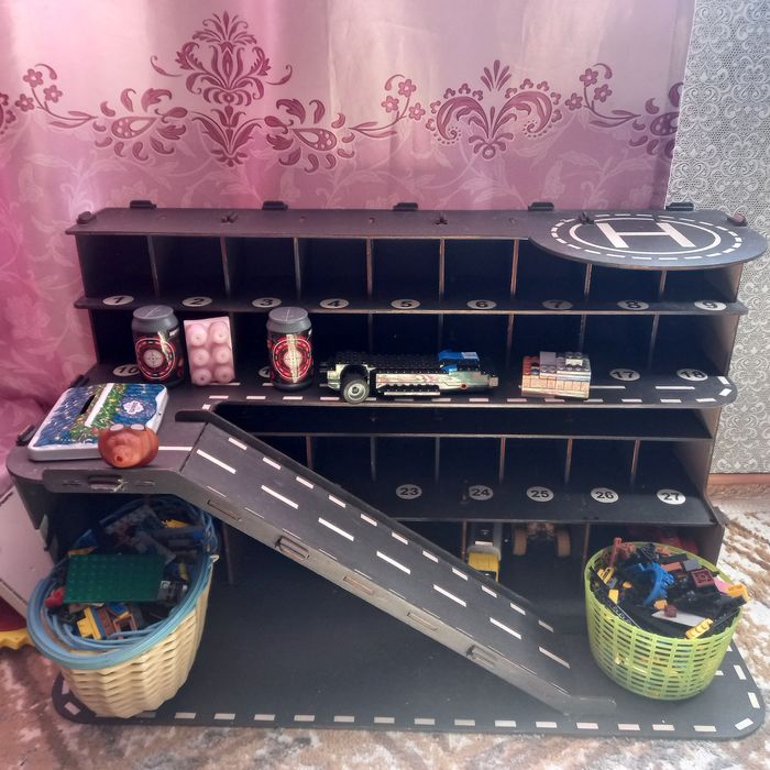 Парковка для транспорта.