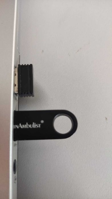 Windows 10 - USB pregatit de instalare - Transport gratuit