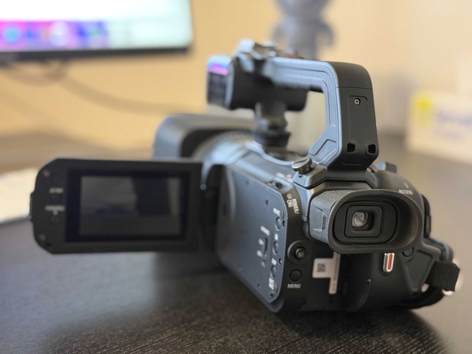 Canon XA50 Camera Video Profesionala UHD 4K