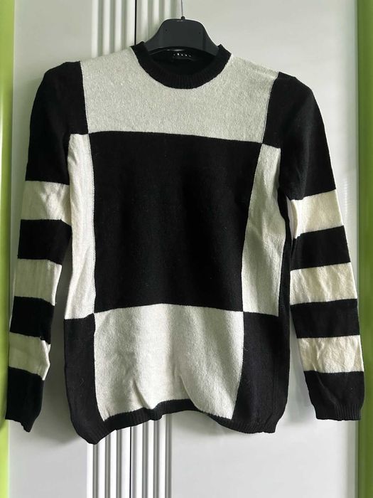 Вълнен пуловер  Sisley