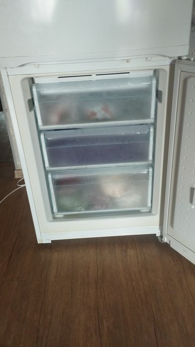 Продам холодильник.