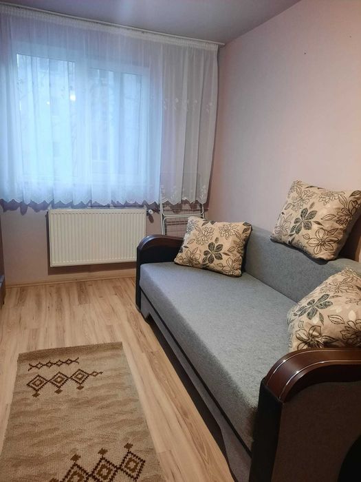 Inchiriez Garsoniera Zona Rogerius