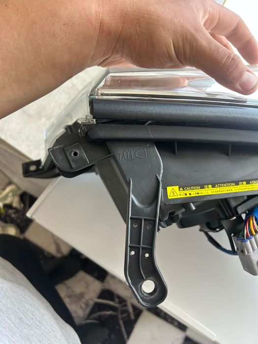 Фары land Cruiser 200  Араб