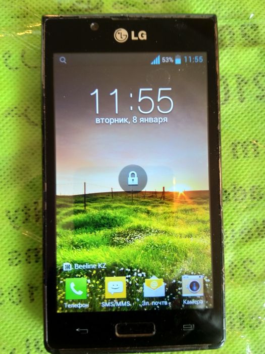 Телефон  LG недорого.