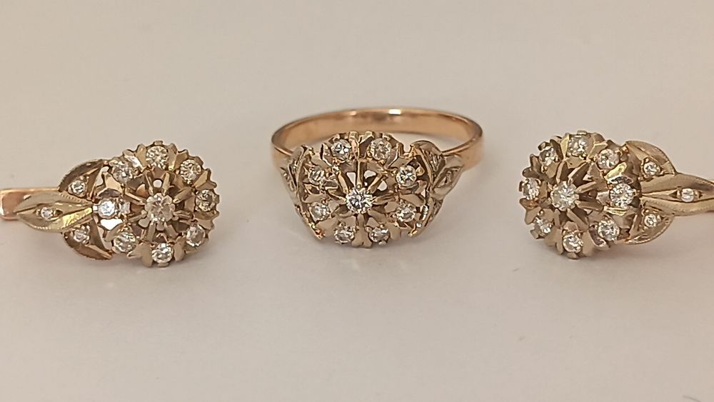 Продам комплект золота серьги и кольцо Бахча Баку со звездой с чистейш