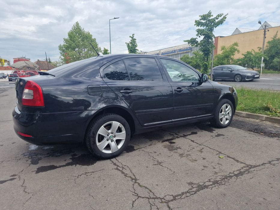 SKODA Octavia 2011 — imagine 4