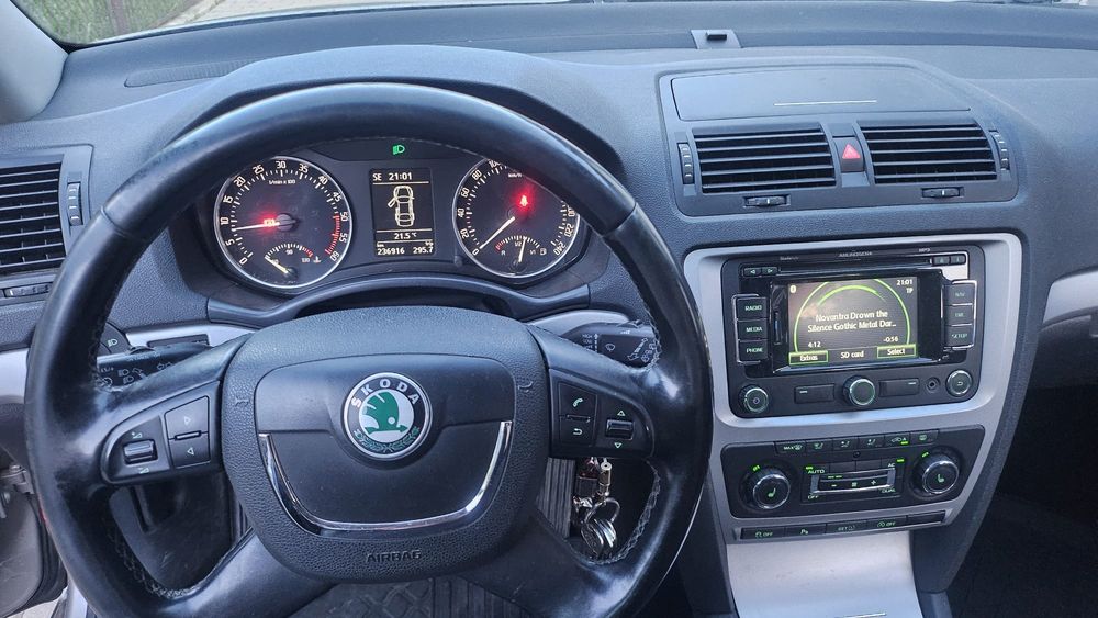 SKODA Octavia 2013 — imagine 3