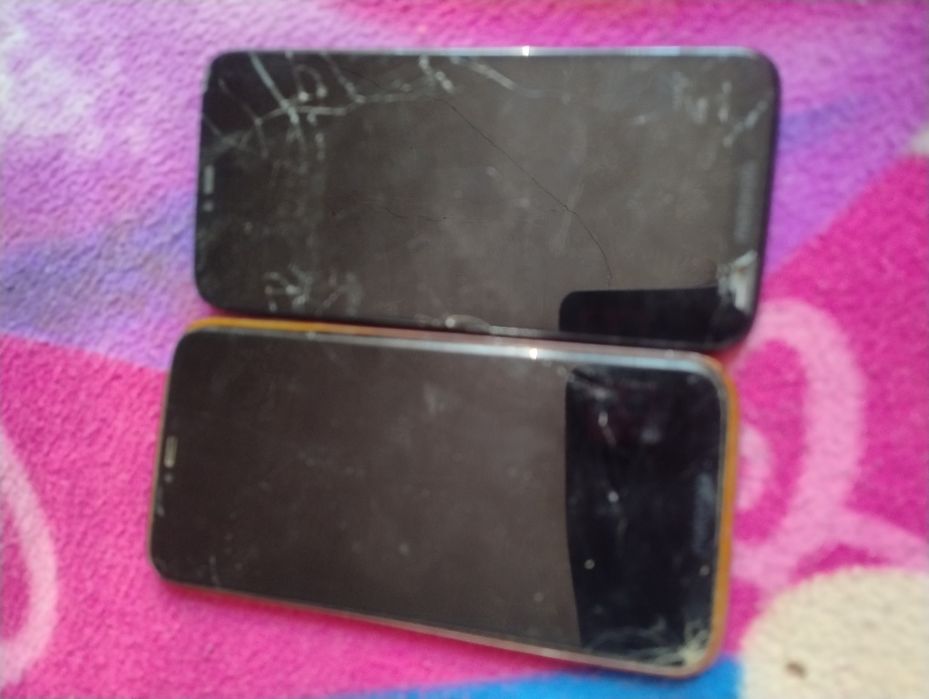 Телефони за части или ремонт