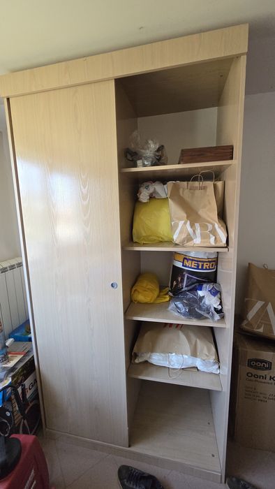 Спалня, гардероб, бюро, шкафче