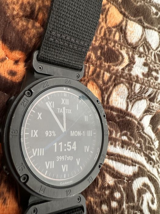 Наручные часы Garmin